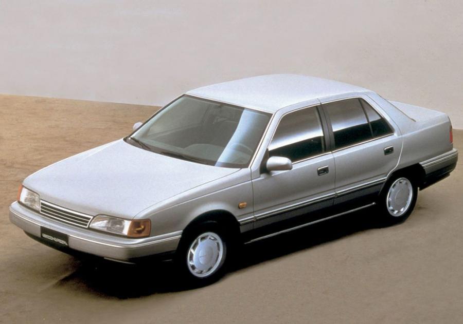  Hyundai Sonata 1988 года  (фото 4 из 10)